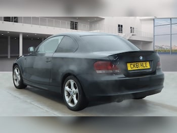 Used BMW 1 Series 2011 for sale - 77392560: Photo