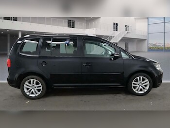 Used Volkswagen Touran 2015 for sale - 78272641: Photo