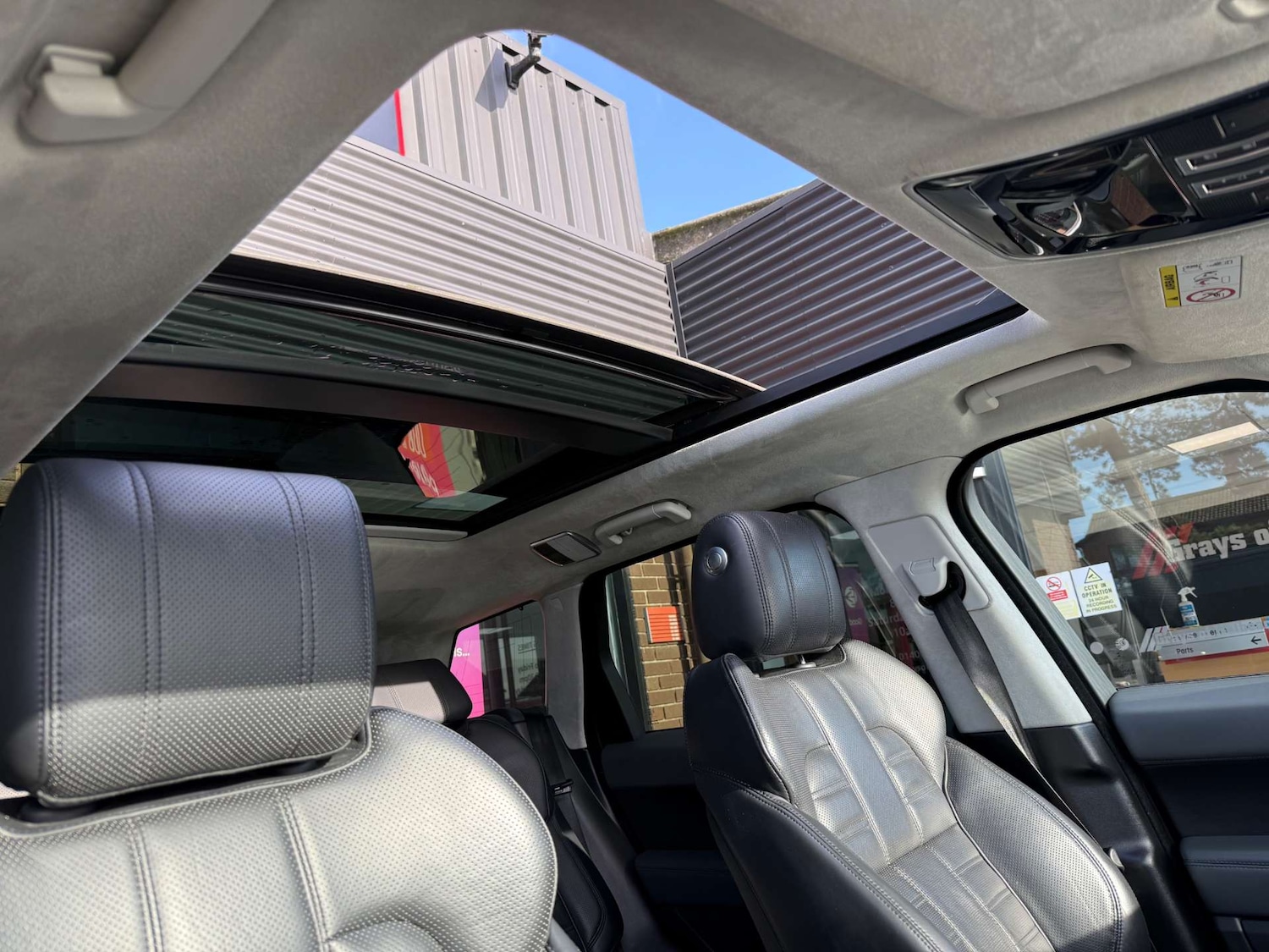 Used Land Rover Range Rover Sport 2015 for sale - 77047453: Photo 12