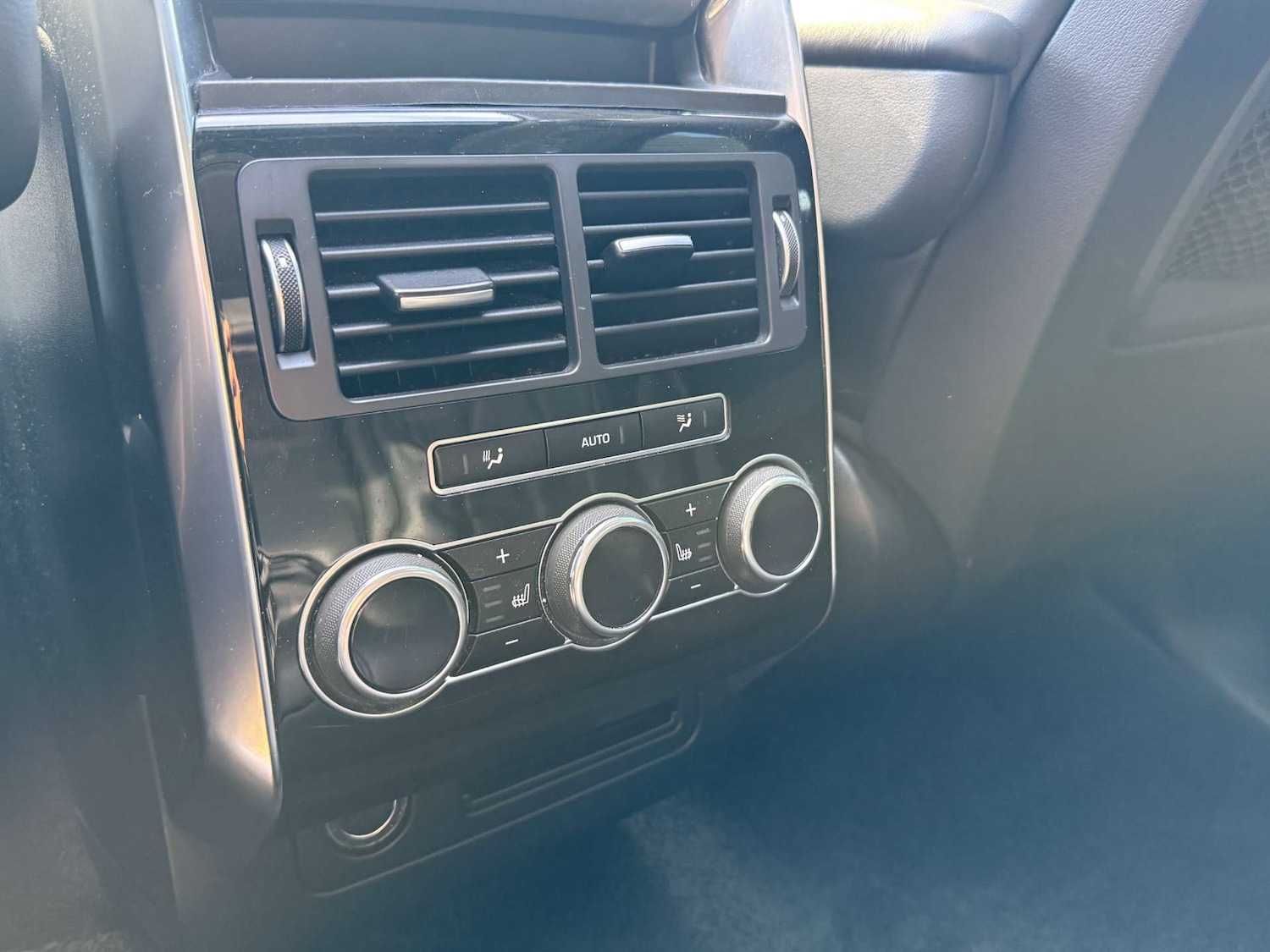 Used Land Rover Range Rover Sport 2015 for sale - 77047453: Photo 18