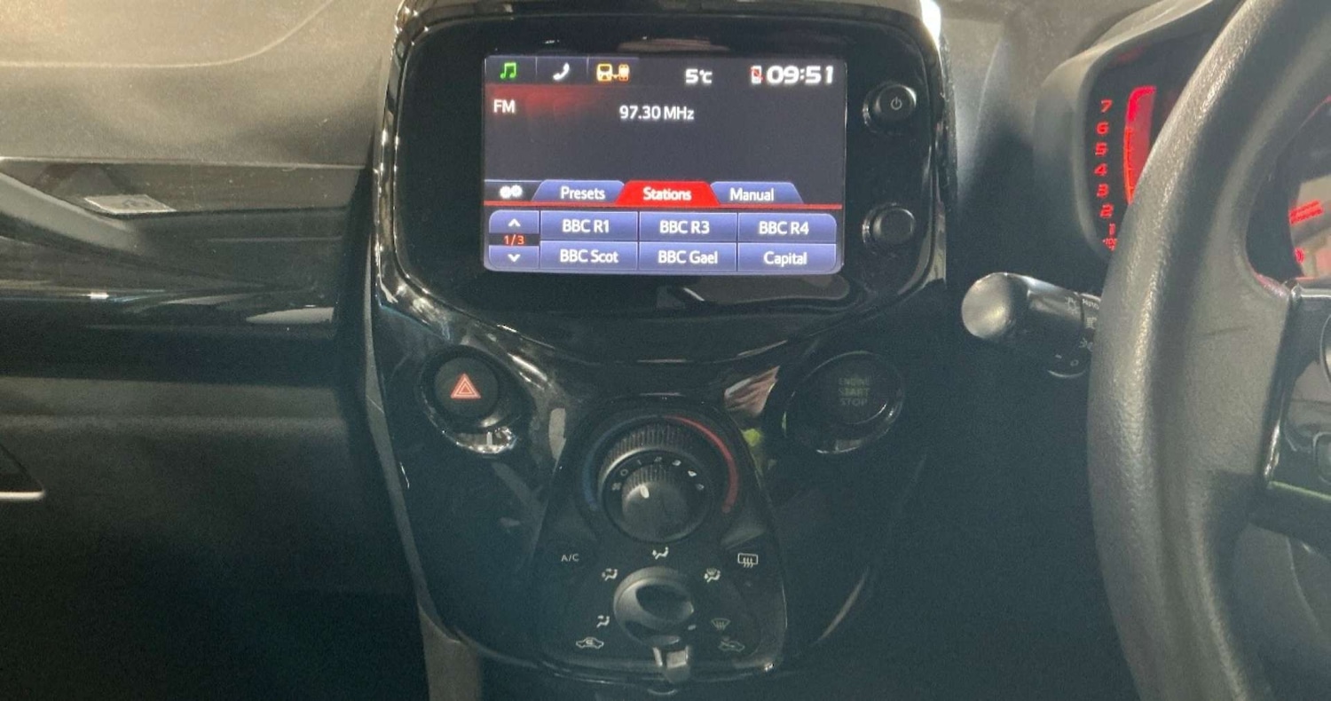 Used Peugeot 108 2015 for sale - 76757119: Photo 10