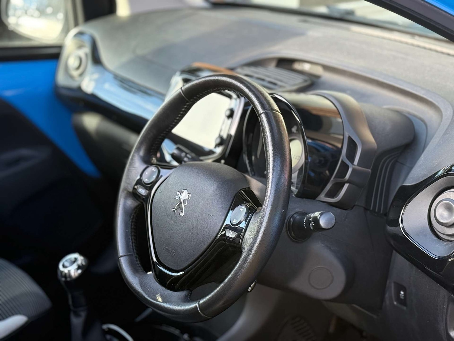 Used Peugeot 108 2015 for sale - 76757119: Photo 12