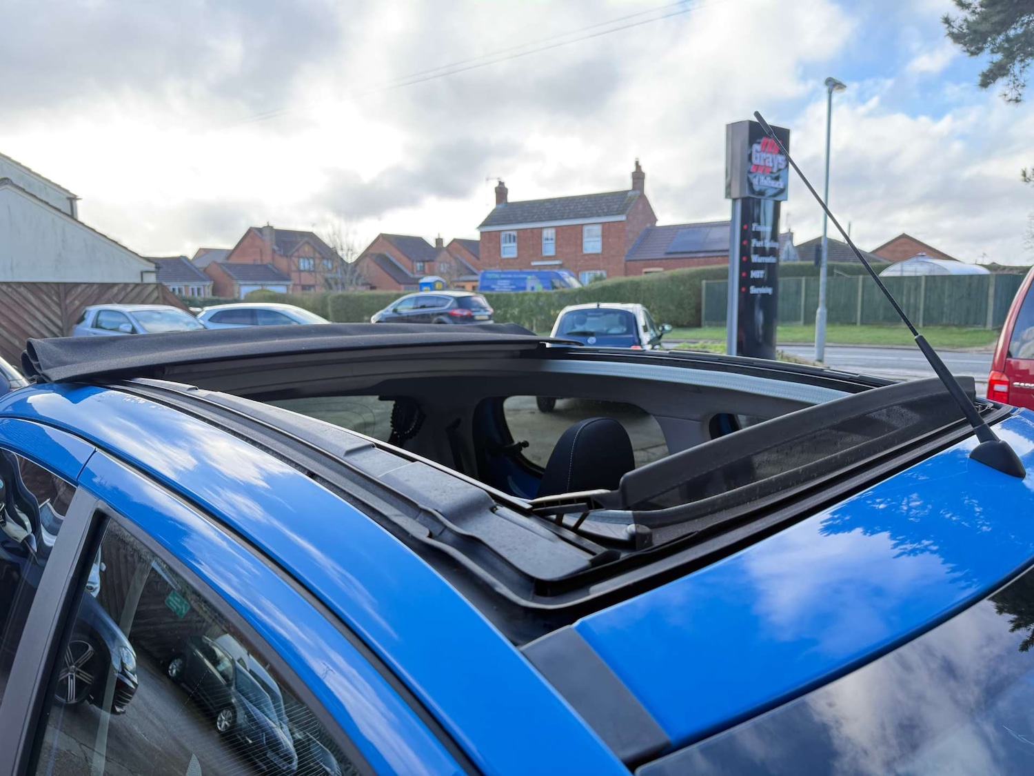 Used Peugeot 108 2015 for sale - 76757119: Photo 17