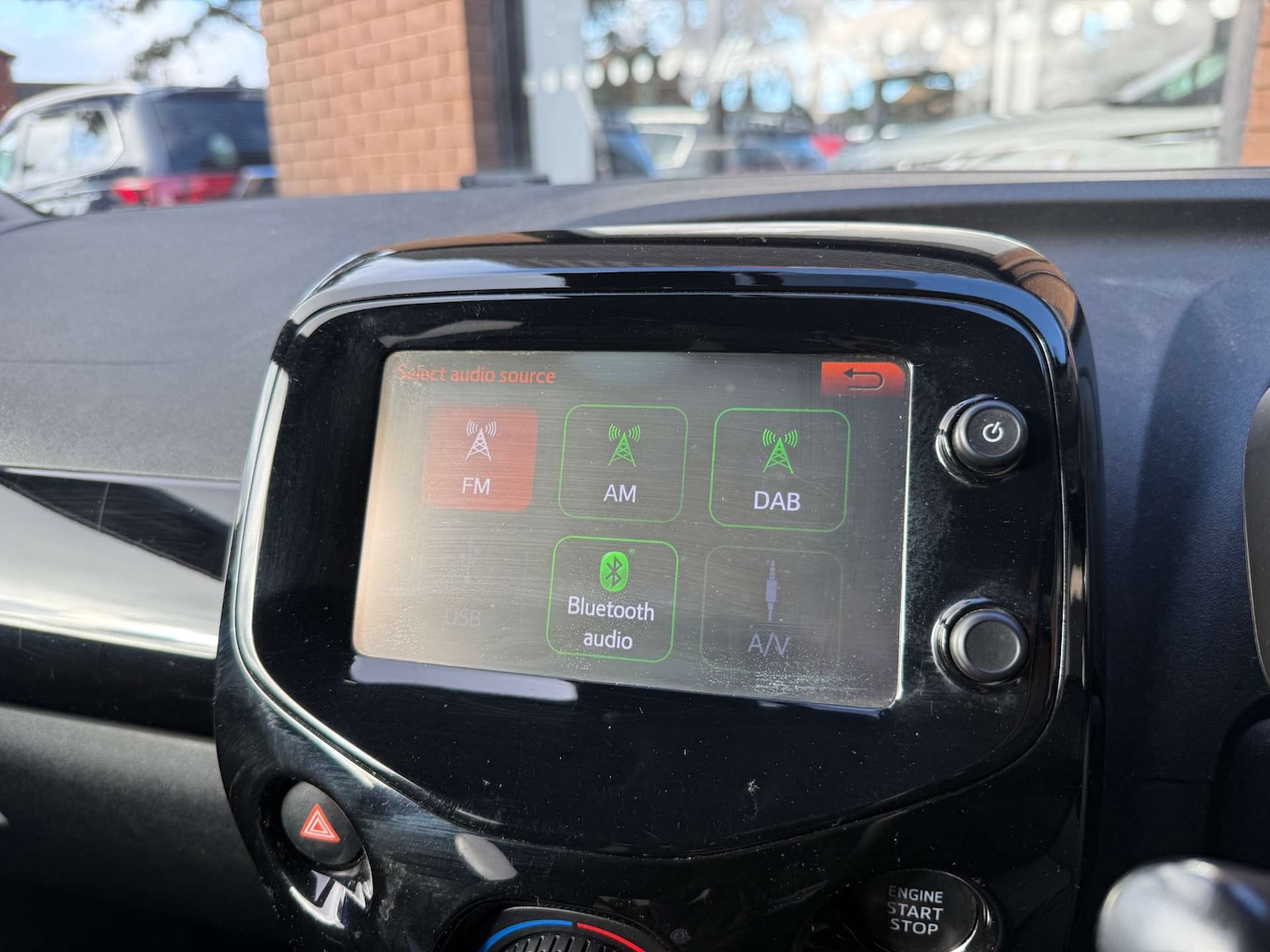 Used Peugeot 108 2015 for sale - 76757119: Photo 19