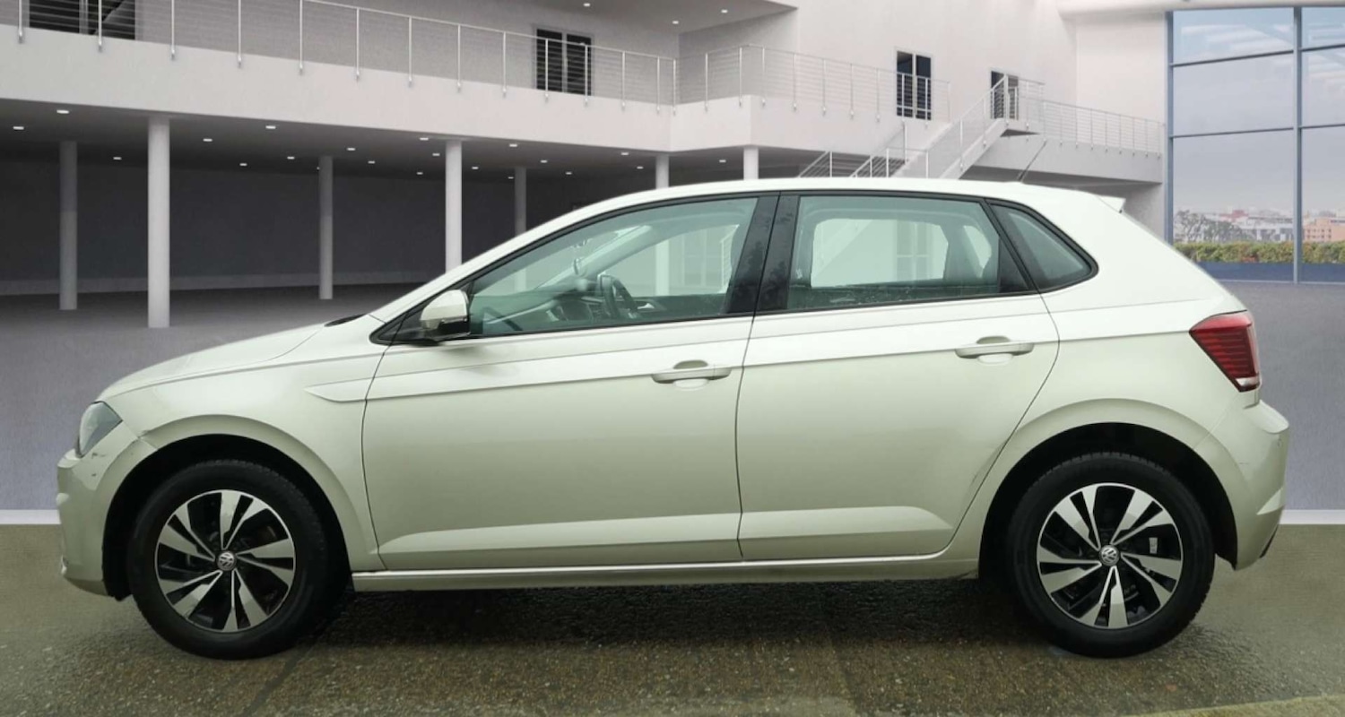 Used Volkswagen Polo 2019 for sale - 77545000: Photo 4