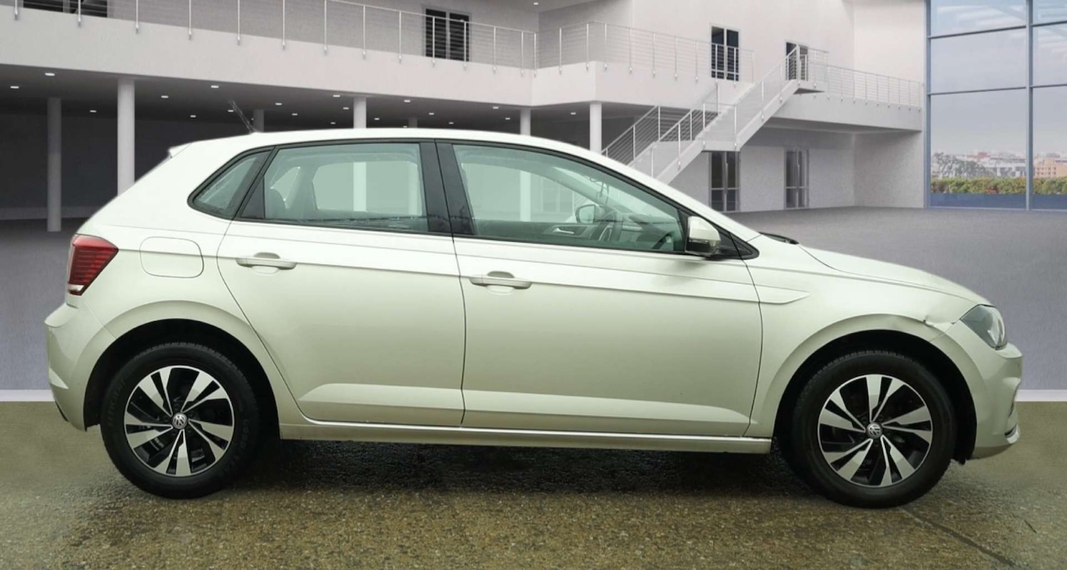 Used Volkswagen Polo 2019 for sale - 77545000: Photo 5
