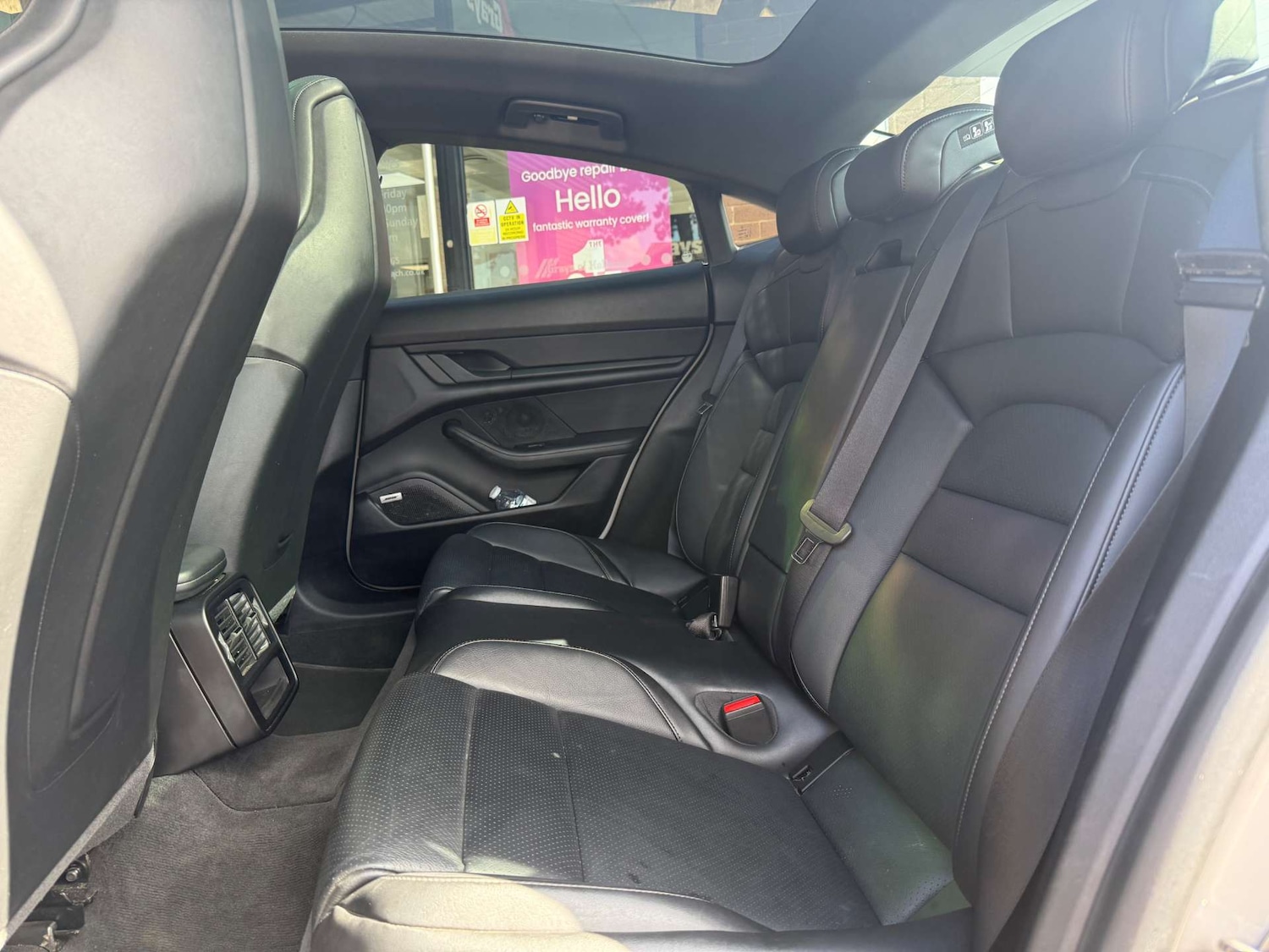 Used Porsche Taycan 2021 for sale - 76848478: Photo 11