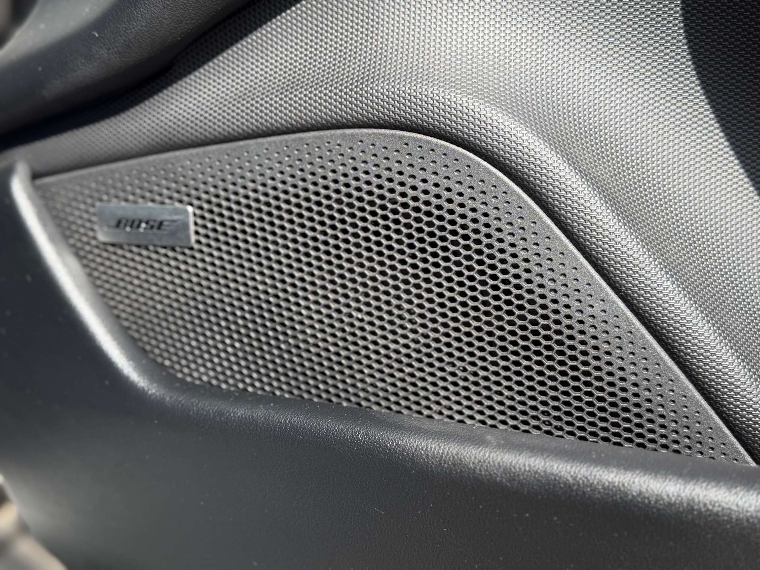 Used Porsche Taycan 2021 for sale - 76848478: Photo 15