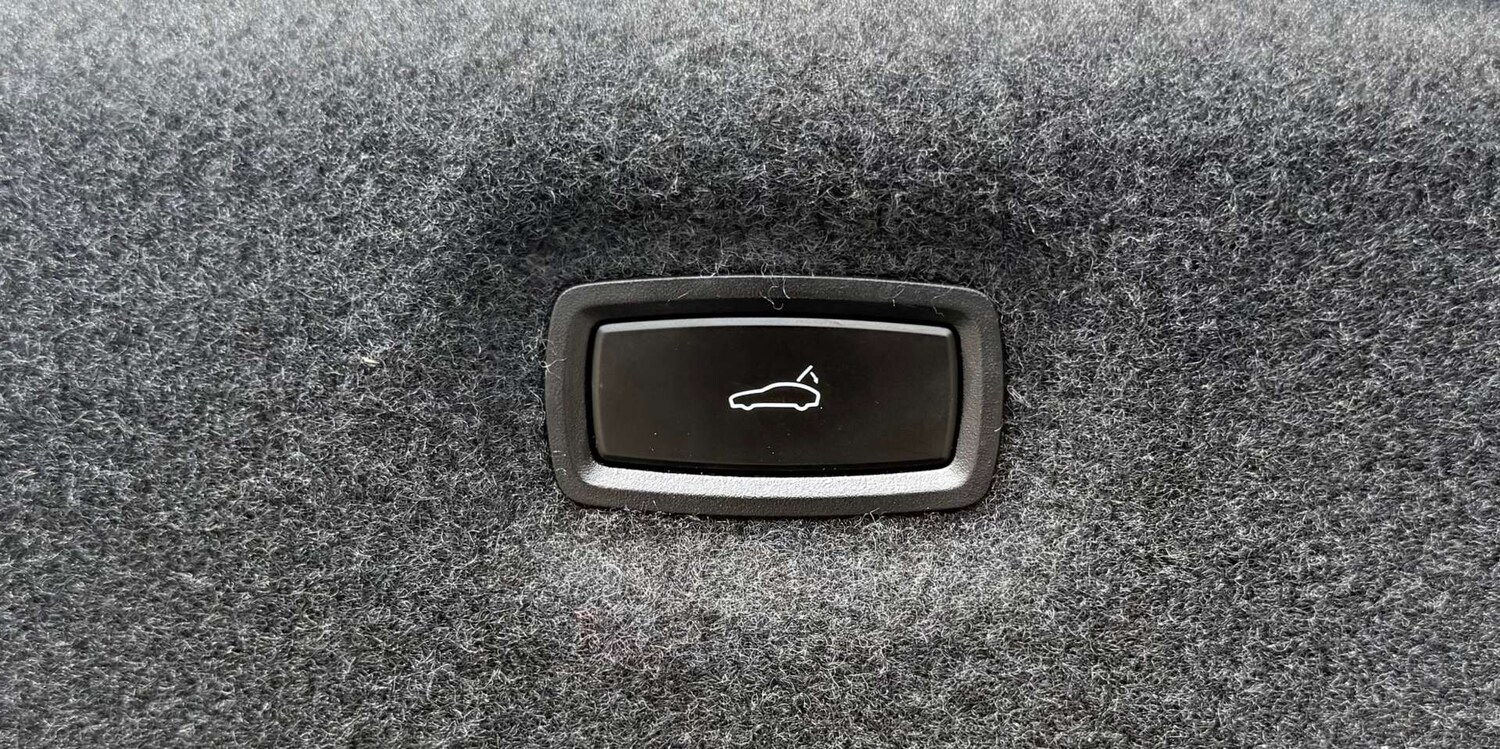 Used Porsche Taycan 2021 for sale - 76848478: Photo 16