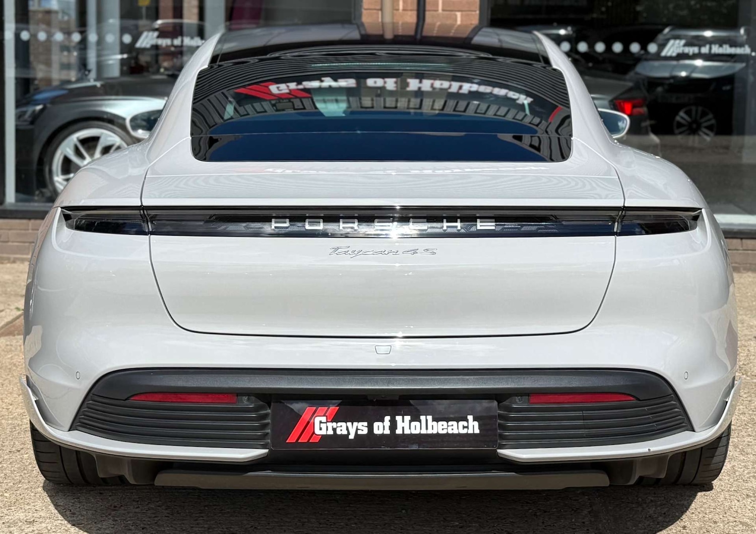 Used Porsche Taycan 2021 for sale - 76848478: Photo 5