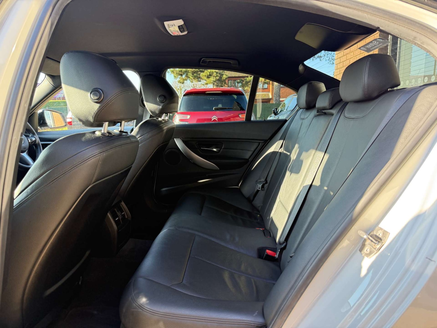 Used BMW 3 Series 2015 for sale - 76567739: Photo 11