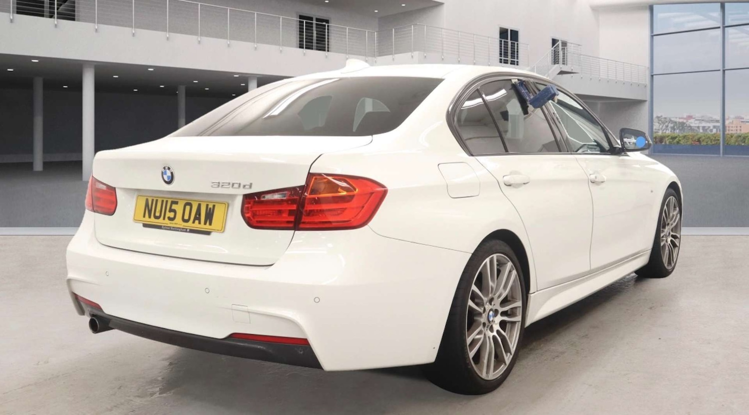 Used BMW 3 Series 2015 for sale - 76567739: Photo 3