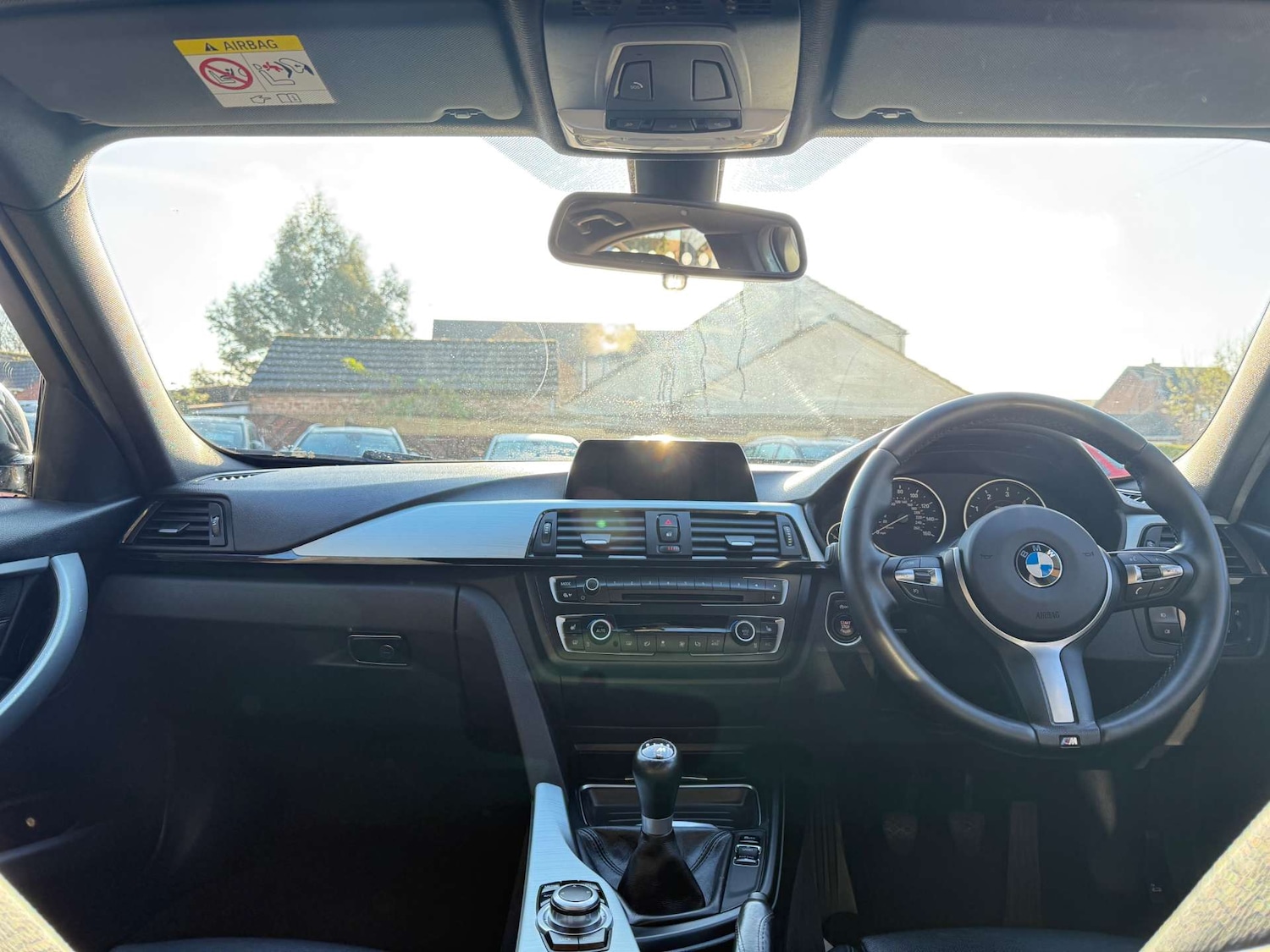 Used BMW 3 Series 2015 for sale - 76567739: Photo 9