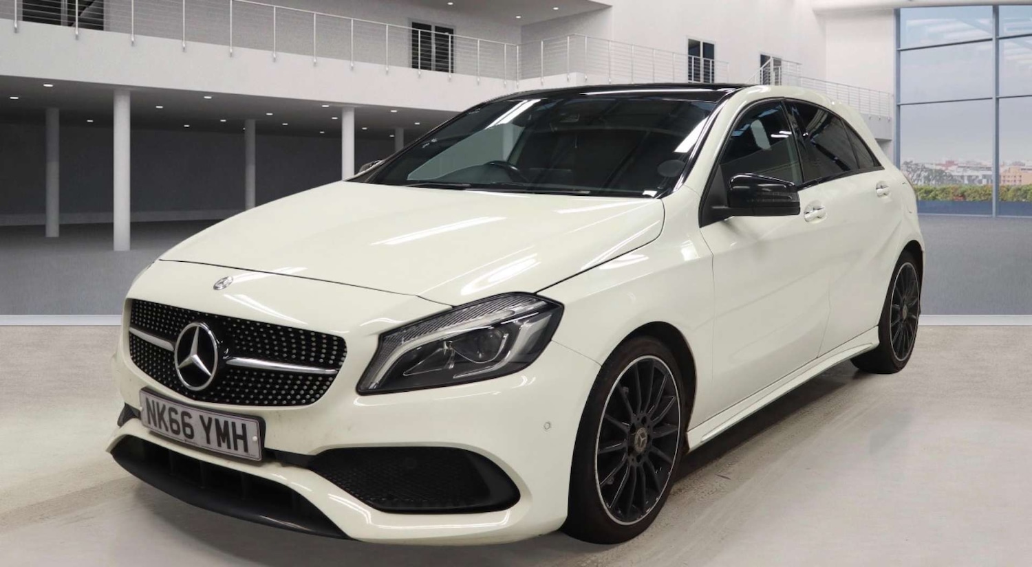 Used Mercedes-Benz A-Class 2016 for sale - 76829740: Photo 1