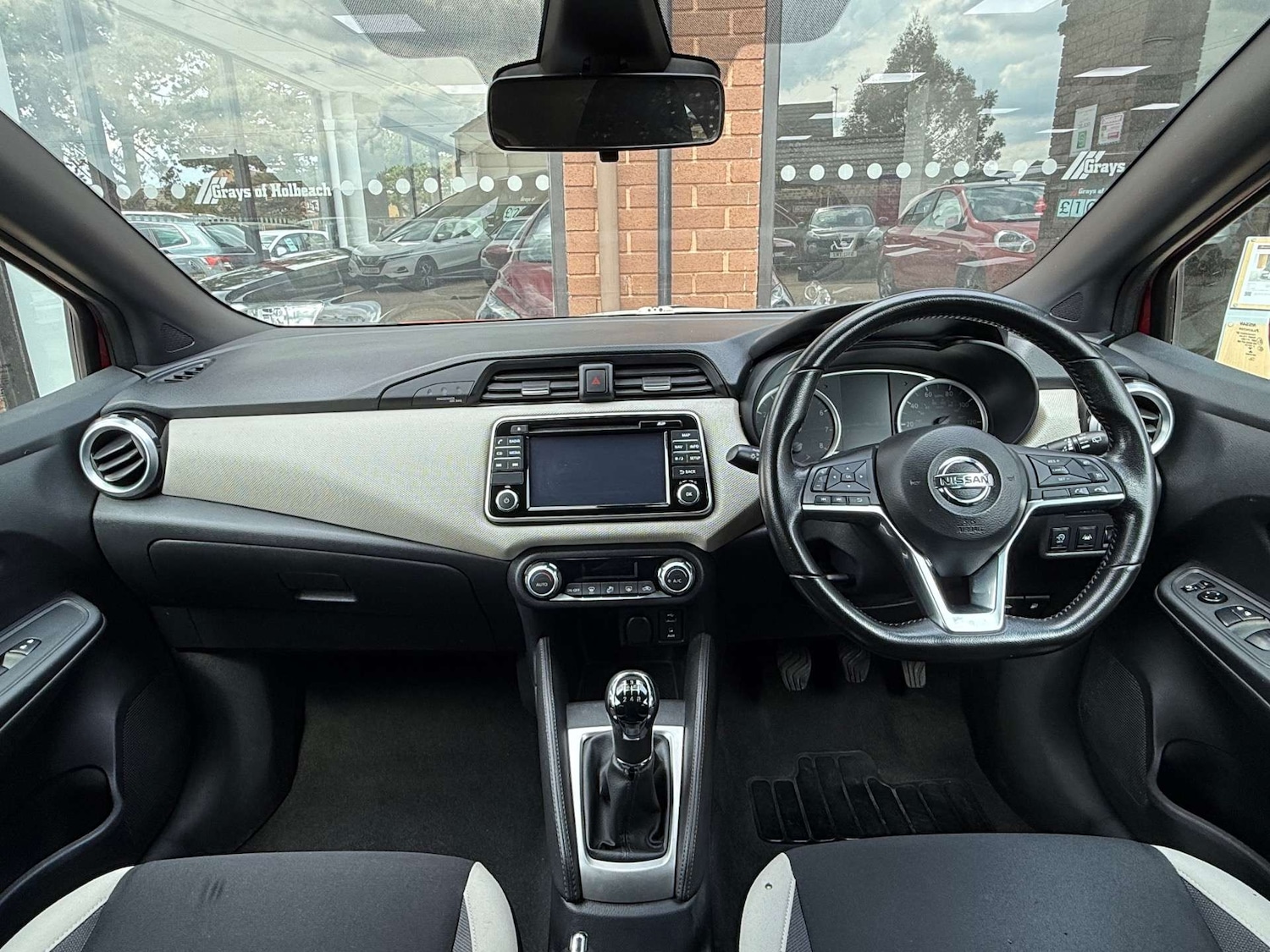 Used Nissan Micra 2017 for sale - 76278320: Photo 9