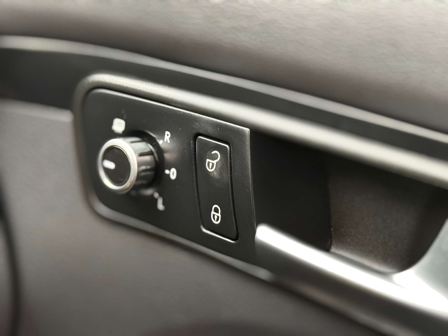 Used Volkswagen Touran 2014 for sale - 76533596: Photo 18