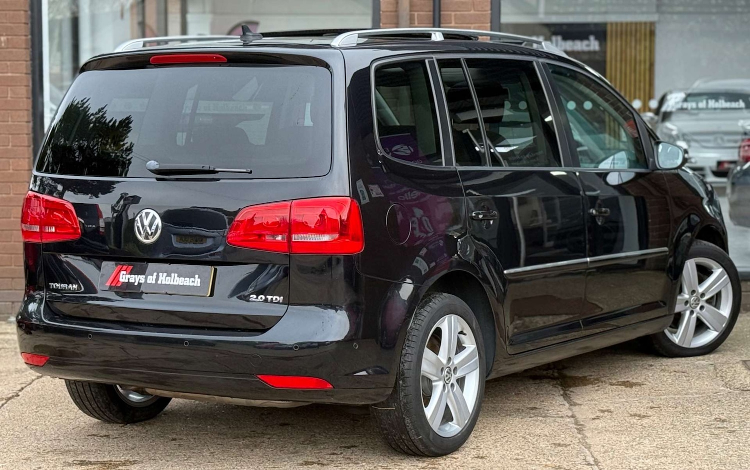 Used Volkswagen Touran 2014 for sale - 76533596: Photo 6