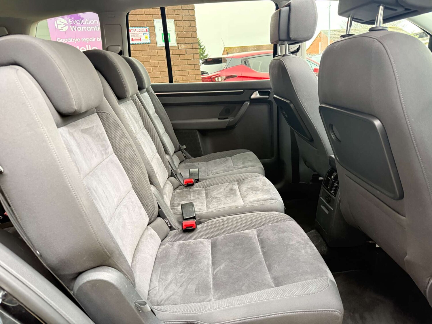 Used Volkswagen Touran 2014 for sale - 76533596: Photo 8