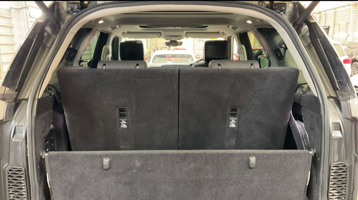 Used Land Rover Discovery 2017 for sale - 76412604: Photo 10