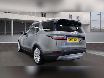Used Land Rover Discovery 2017 for sale - 76412604: Photo