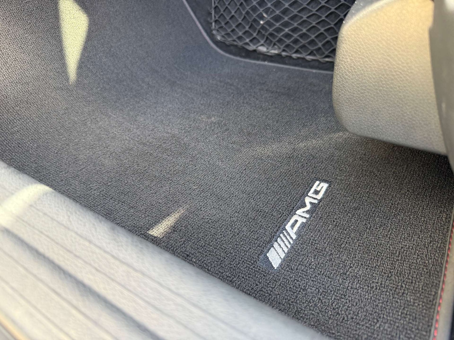 Used Mercedes-Benz GLA 2015 for sale - 76105301: Photo 15