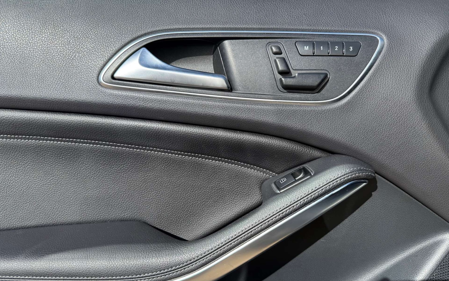 Used Mercedes-Benz GLA 2015 for sale - 76105301: Photo 23