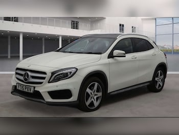 Used Mercedes-Benz GLA 2015 for sale - 76105301: Photo