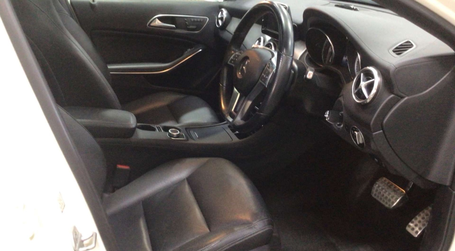 Used Mercedes-Benz GLA 2015 for sale - 76105301: Photo 6