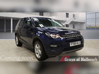 Used Land Rover Discovery Sport 2017 for sale - 77916424: Photo