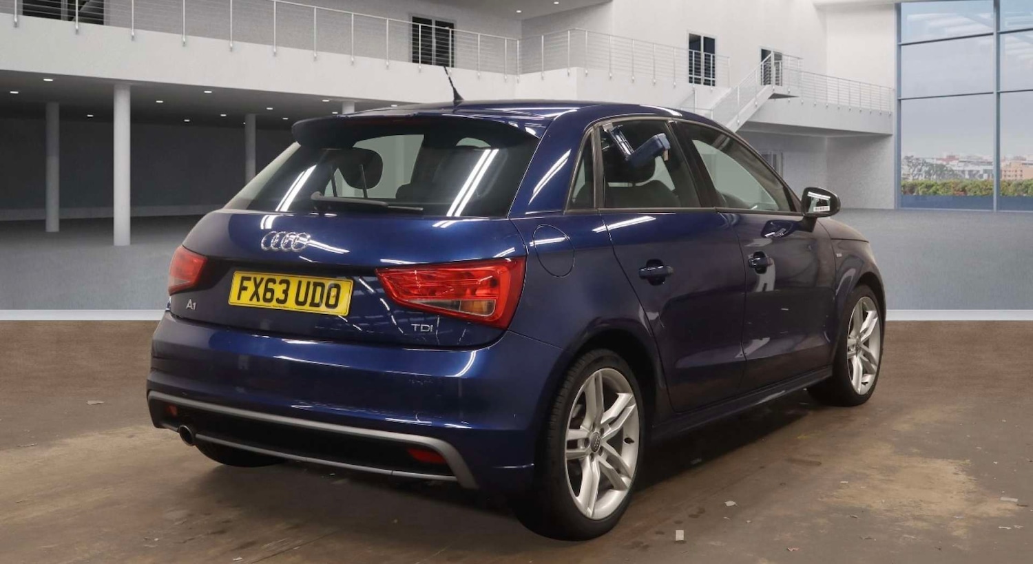 Used Audi A1 2013 for sale - 76402679: Photo 4