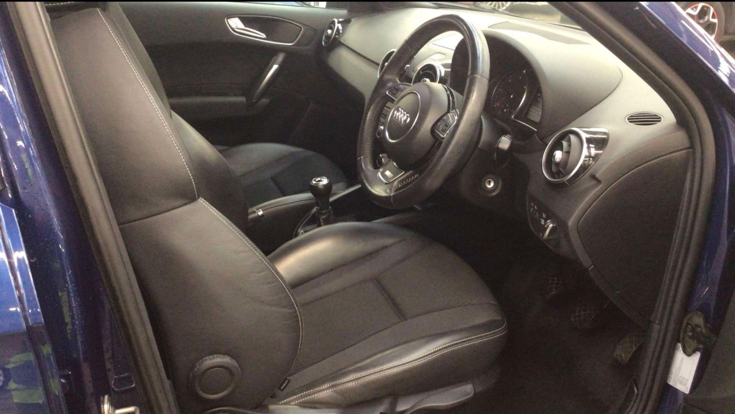 Used Audi A1 2013 for sale - 76402679: Photo 8