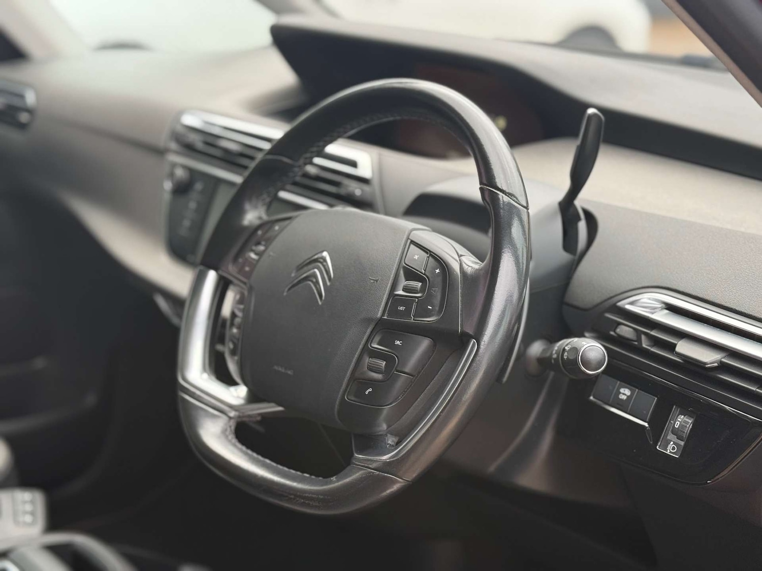 Used Citroen C4 Picasso 2015 for sale - 76427167: Photo 14