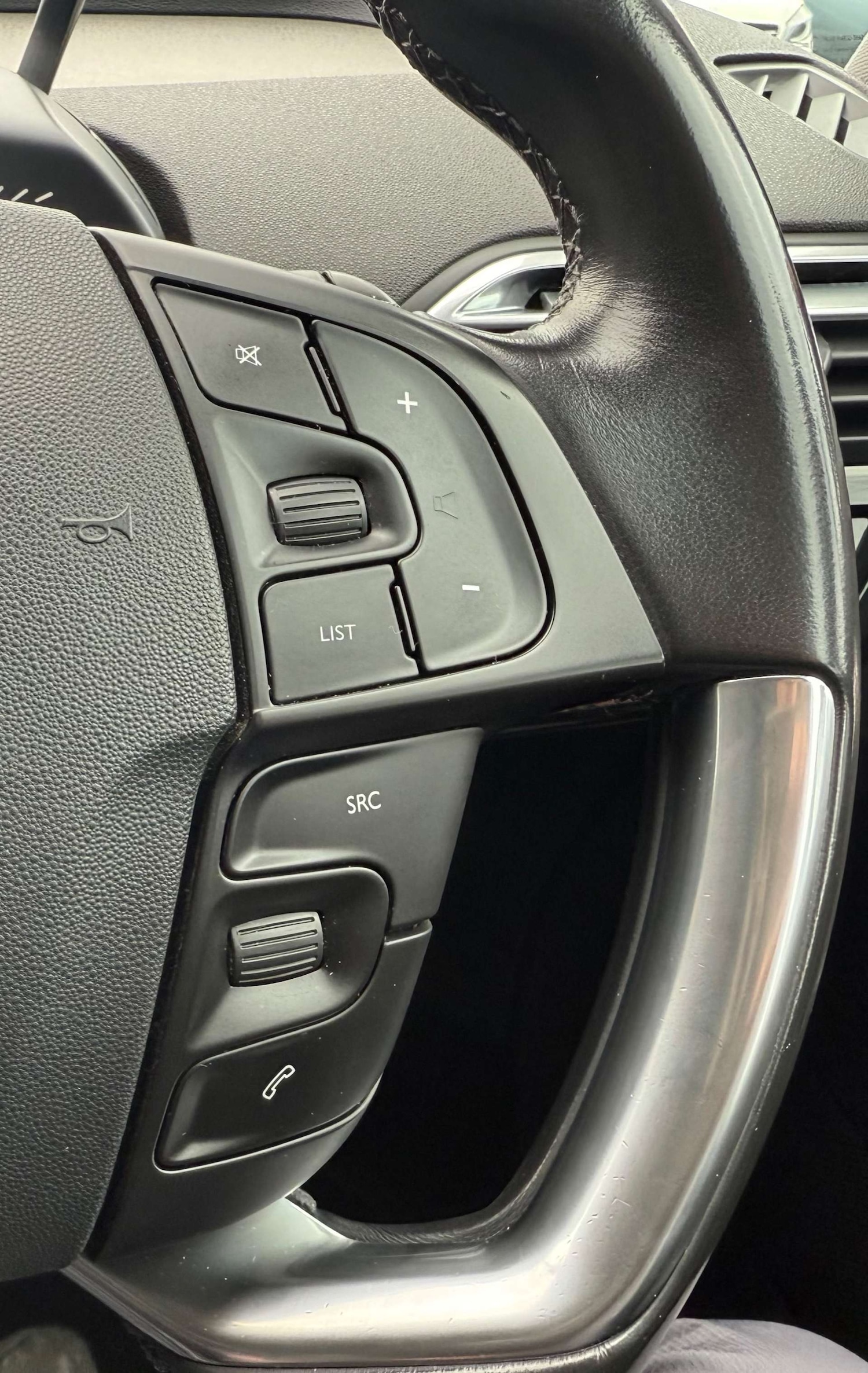 Used Citroen C4 Picasso 2015 for sale - 76427167: Photo 19