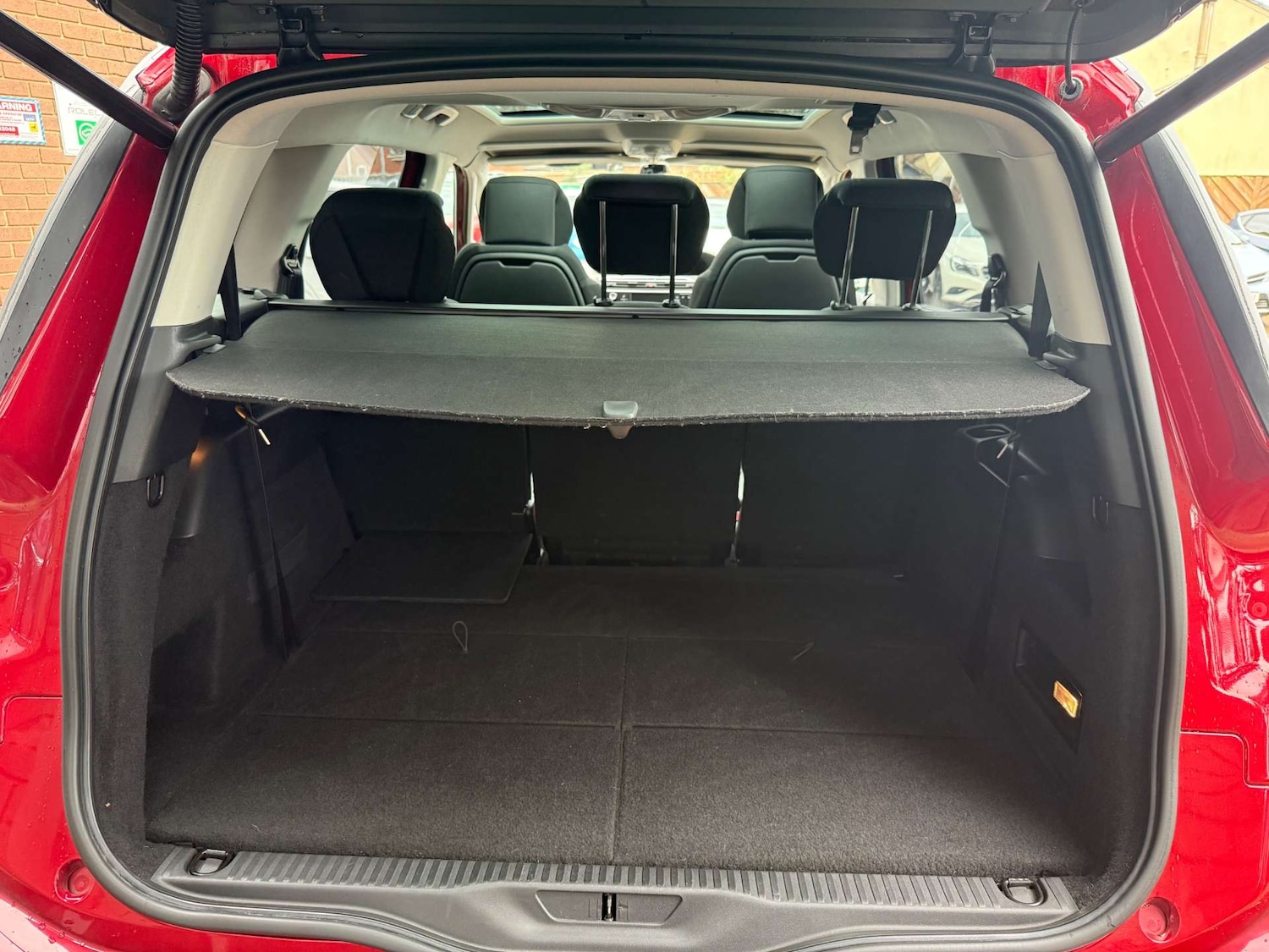 Used Citroen C4 Picasso 2015 for sale - 76427167: Photo 29