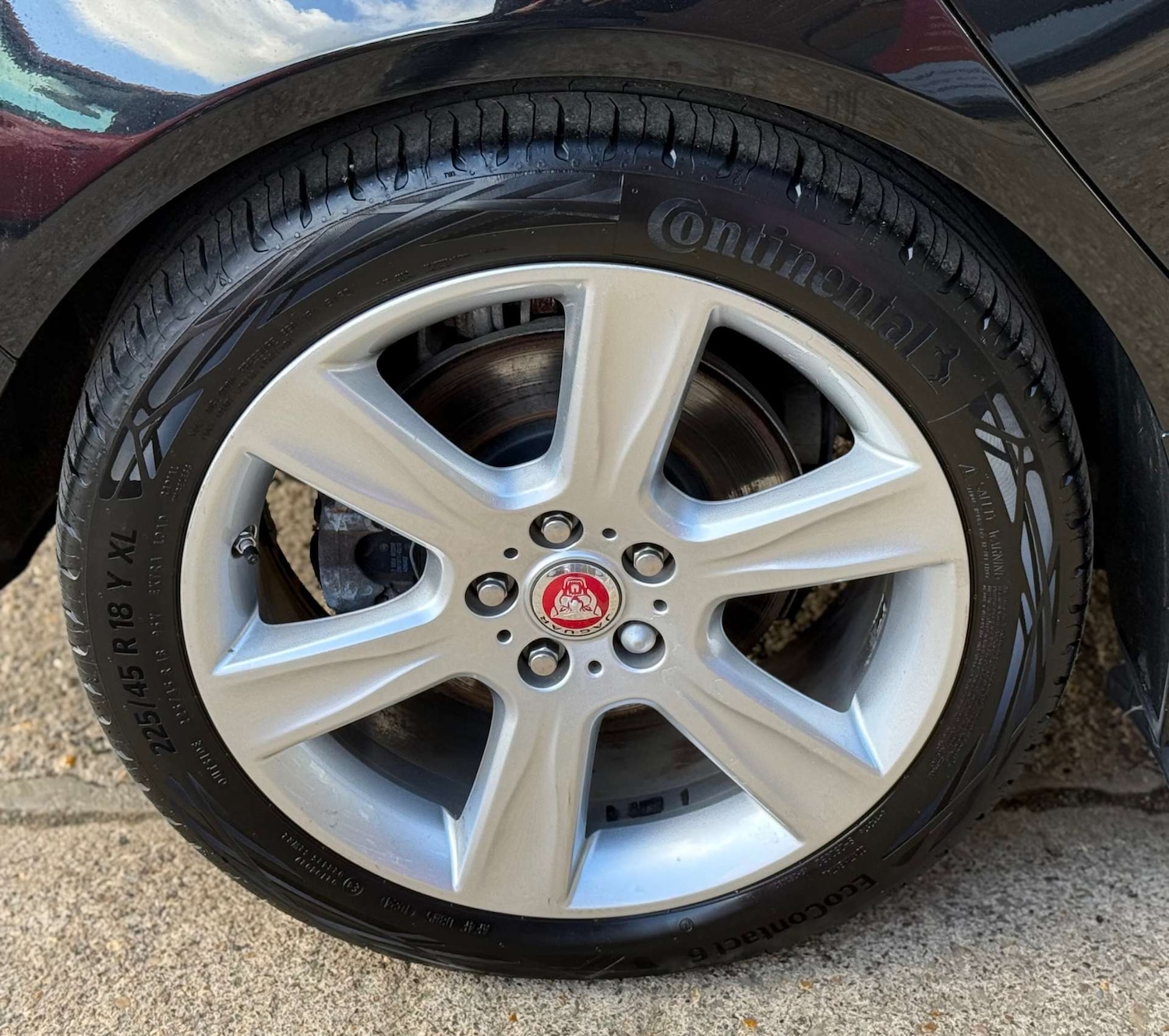 Used Jaguar XE 2016 for sale - 76567738: Photo 20