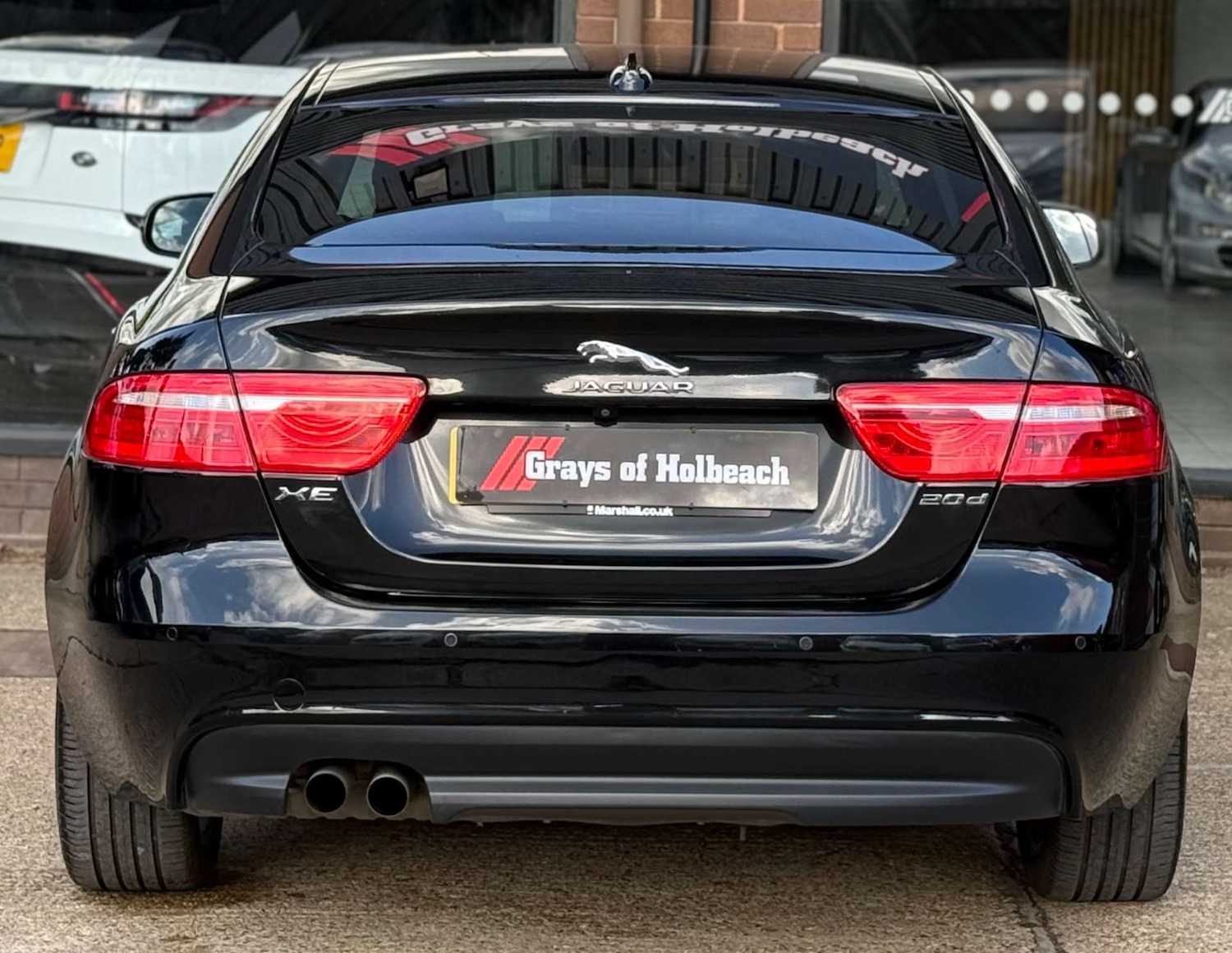 Used Jaguar XE 2016 for sale - 76567738: Photo 5