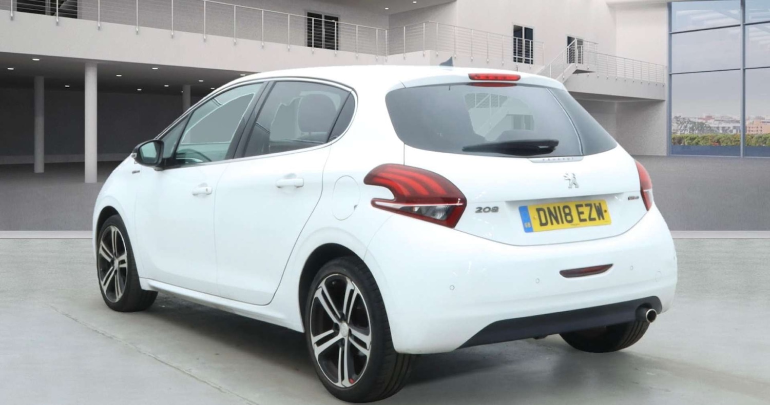 Used Peugeot 208 2018 for sale - 76316837: Photo 3