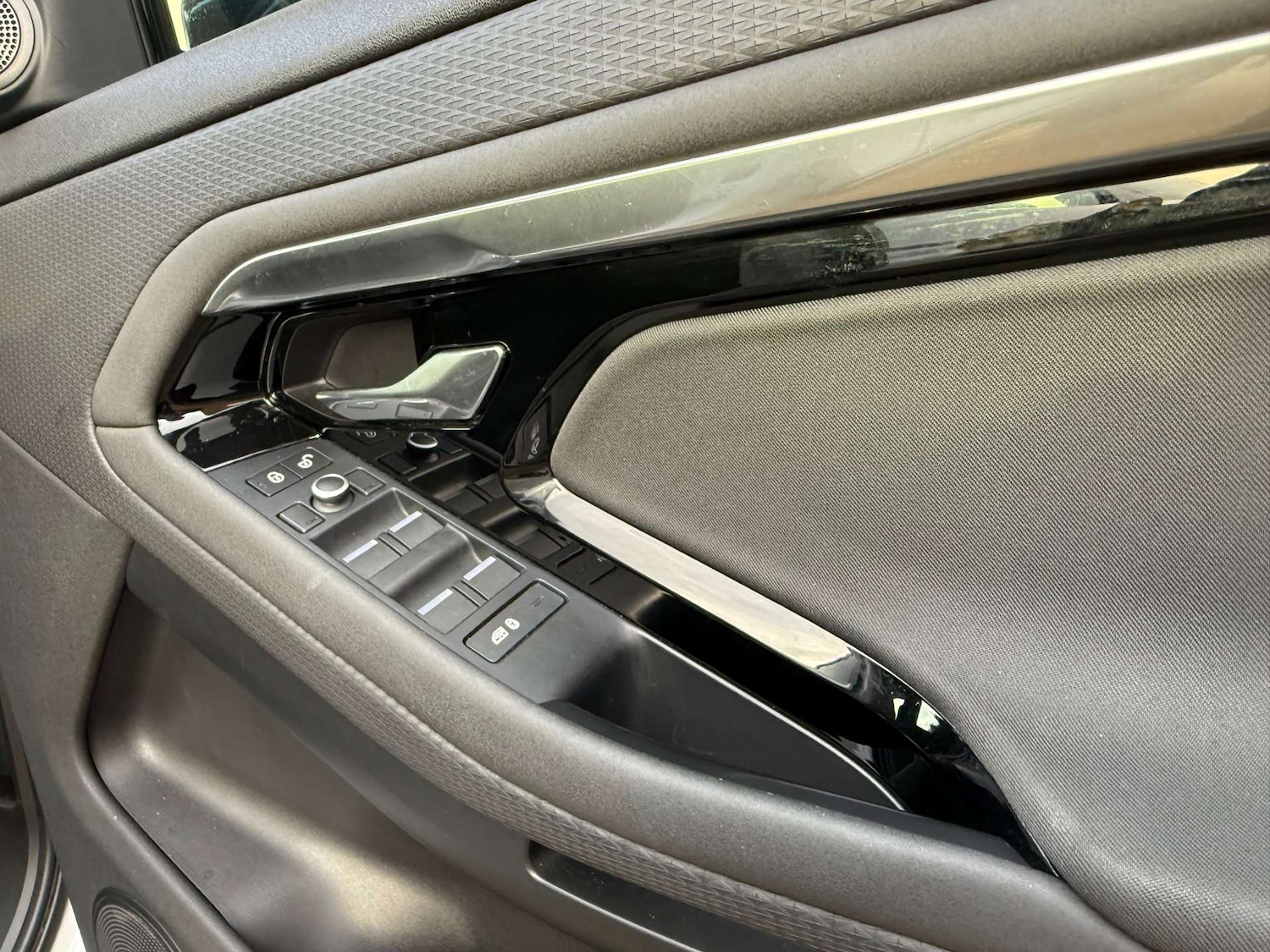 Used Land Rover Range Rover Evoque 2019 for sale - 77888816: Photo 22