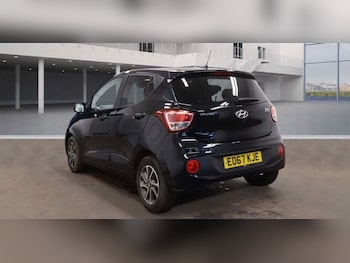 Used Hyundai i10 2017 for sale - 77822610: Photo