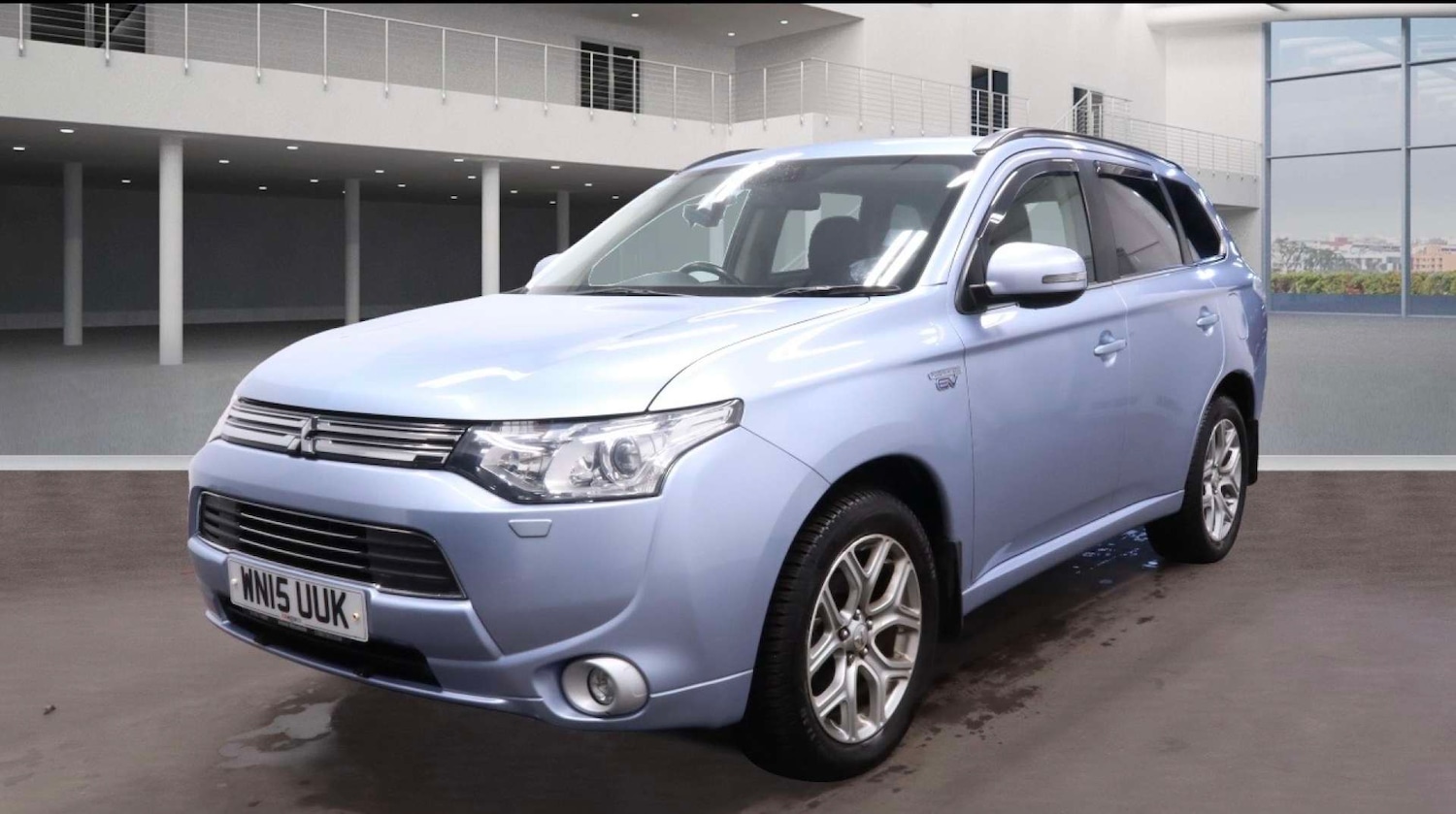 Used Mitsubishi Outlander 2015 for sale - 76642926: Photo 2
