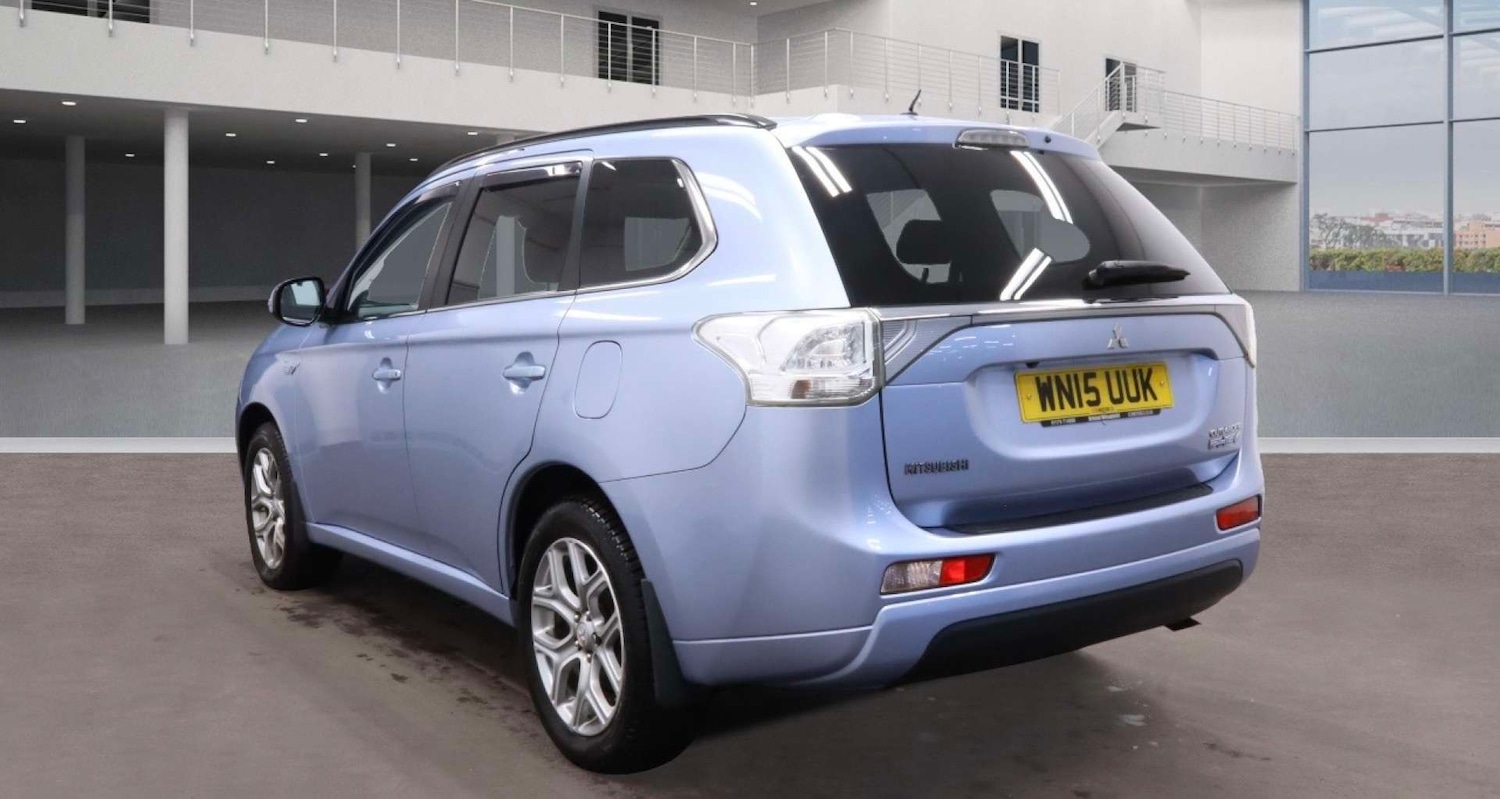 Used Mitsubishi Outlander 2015 for sale - 76642926: Photo 3