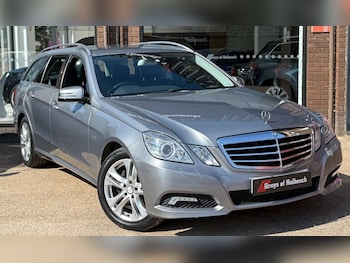 Used Mercedes-Benz E-Class 2010 for sale - 75542935: Photo