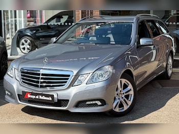 Used Mercedes-Benz E-Class 2010 for sale - 75542935: Photo