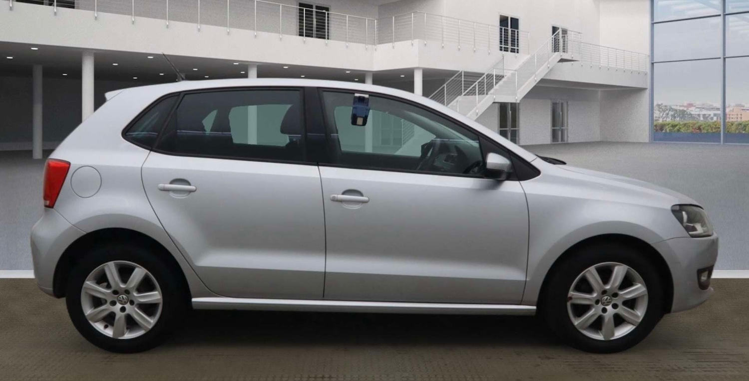 Used Volkswagen Polo 2014 for sale - 77697456: Photo 5