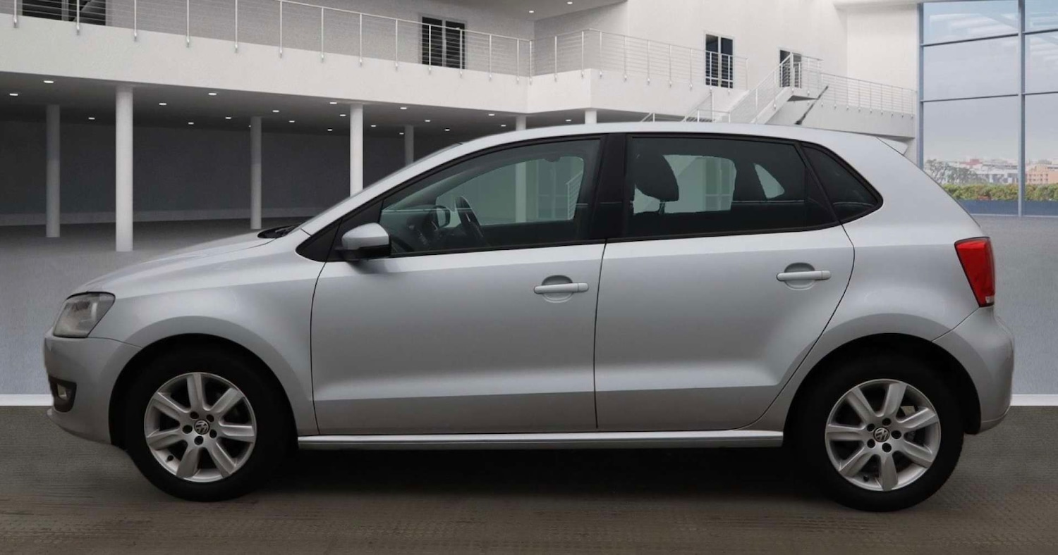 Used Volkswagen Polo 2014 for sale - 77697456: Photo 6