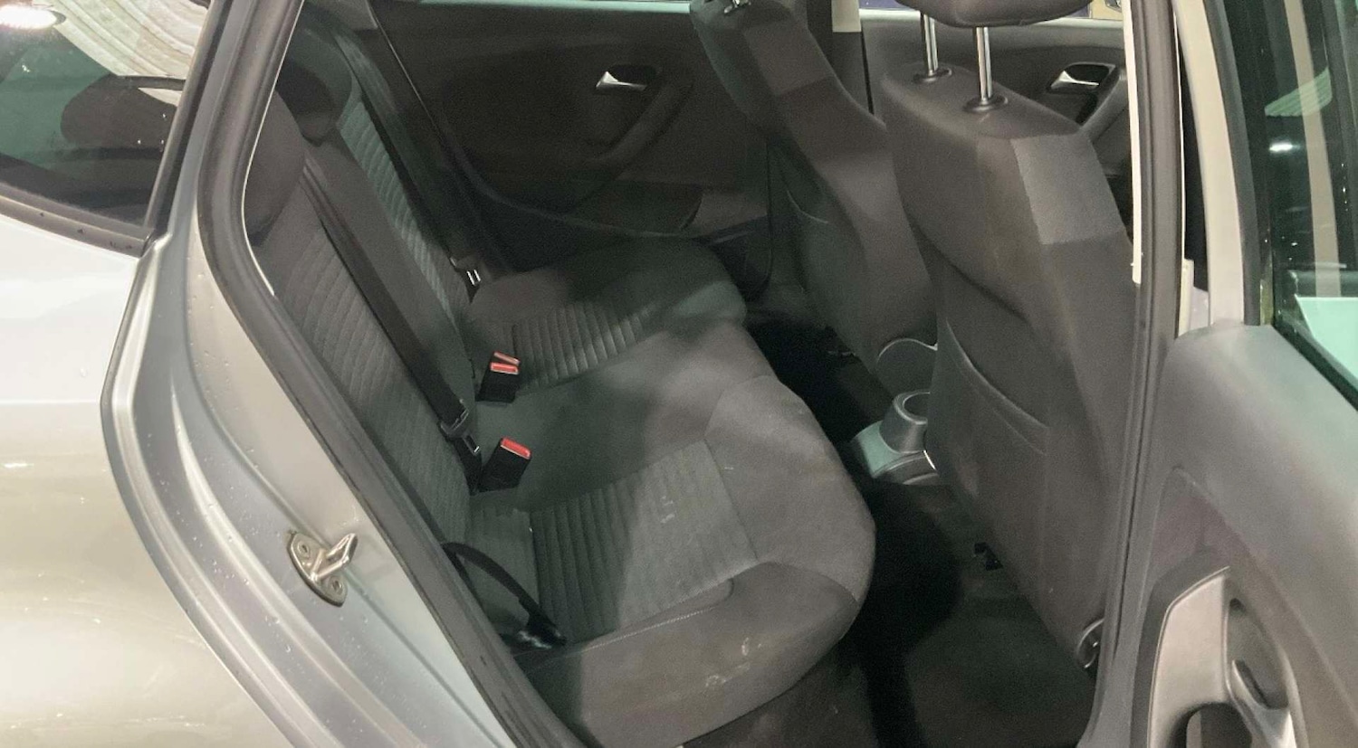 Used Volkswagen Polo 2014 for sale - 77697456: Photo 8