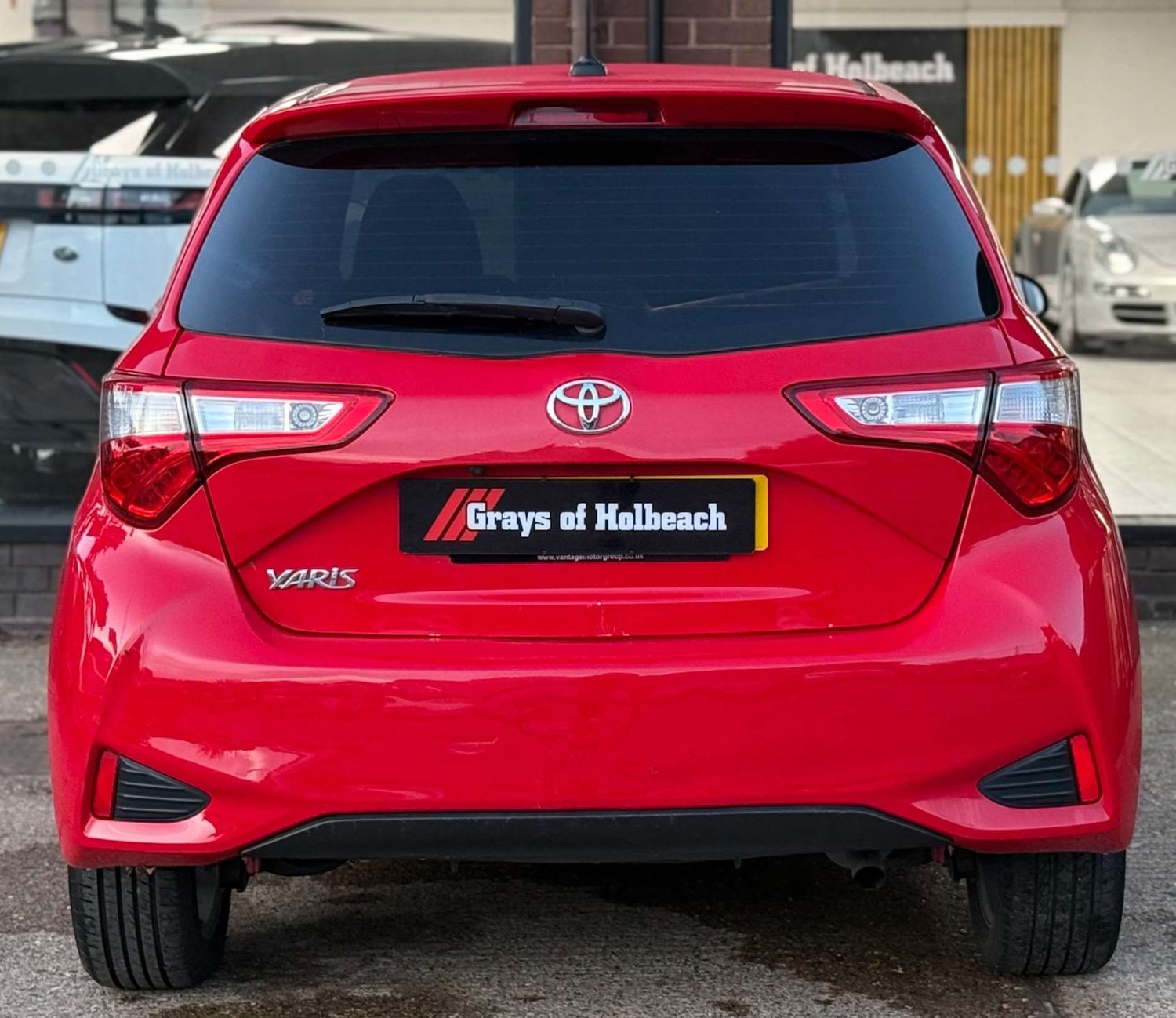 Used Toyota Yaris 2017 for sale - 76719517: Photo 6