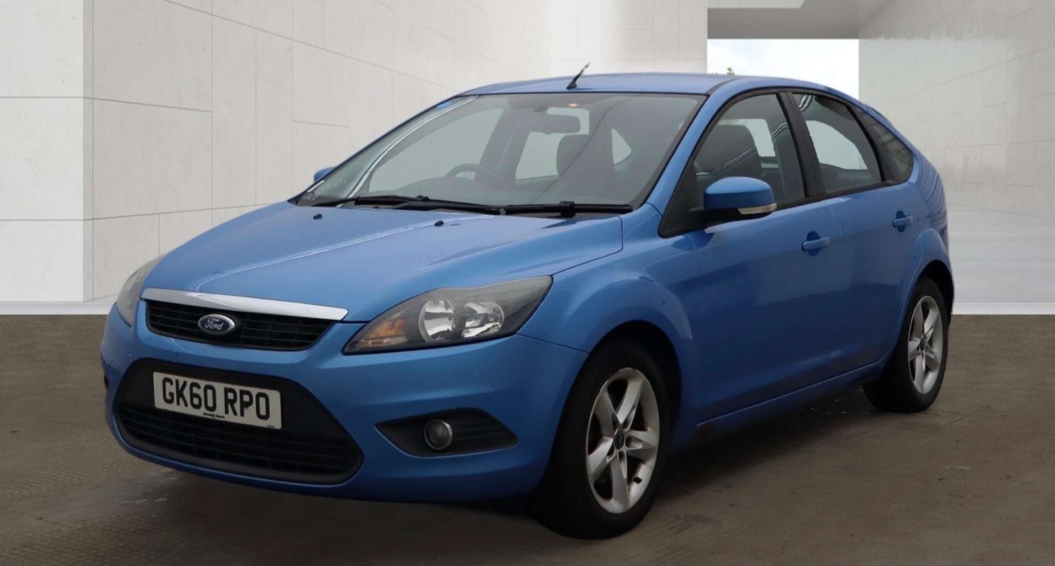 Used Ford Focus 2010 for sale - 78211859: Photo 2