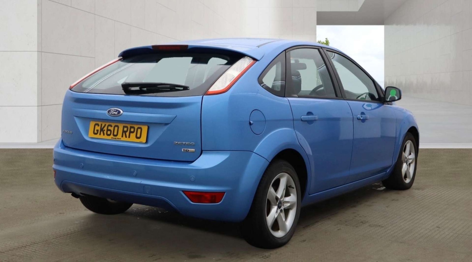 Used Ford Focus 2010 for sale - 78211859: Photo 5