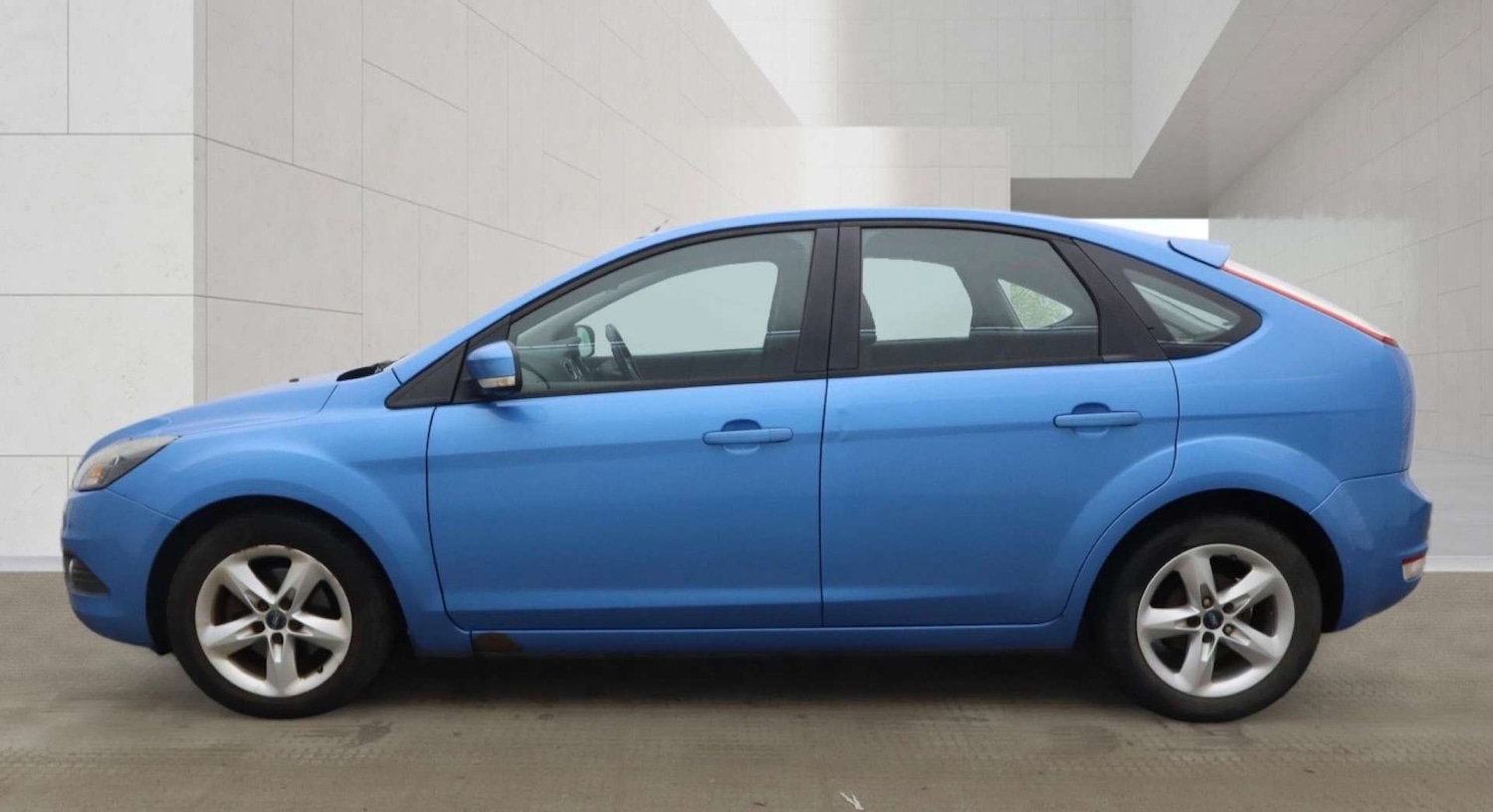 Used Ford Focus 2010 for sale - 78211859: Photo 6